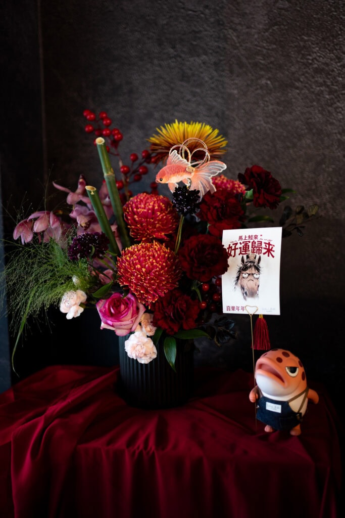 春節送禮推薦：村家鮭女鮮桌花